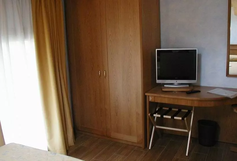 Azzano Holidays B&b