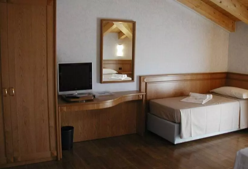 Azzano Holidays B&b