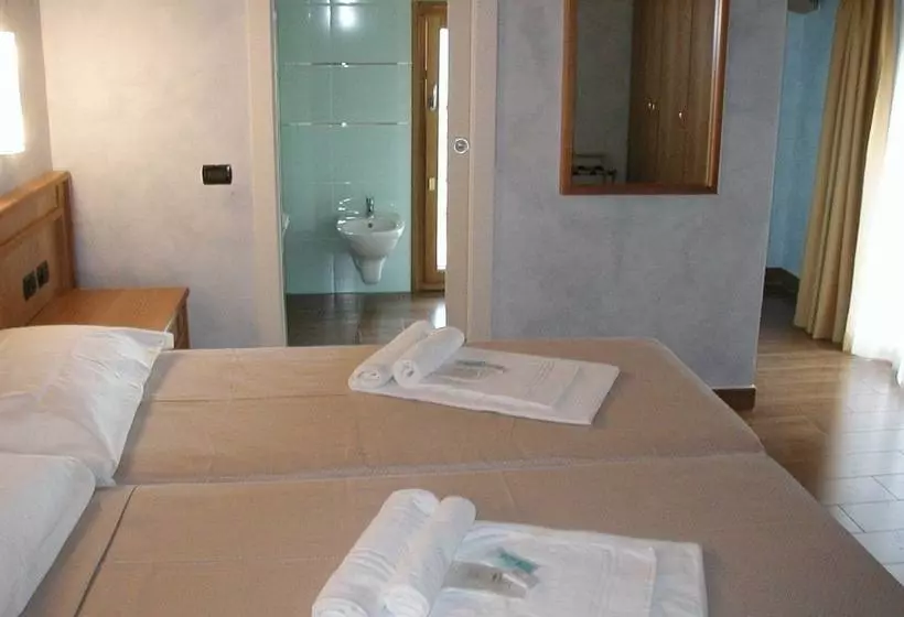 Azzano Holidays B&b
