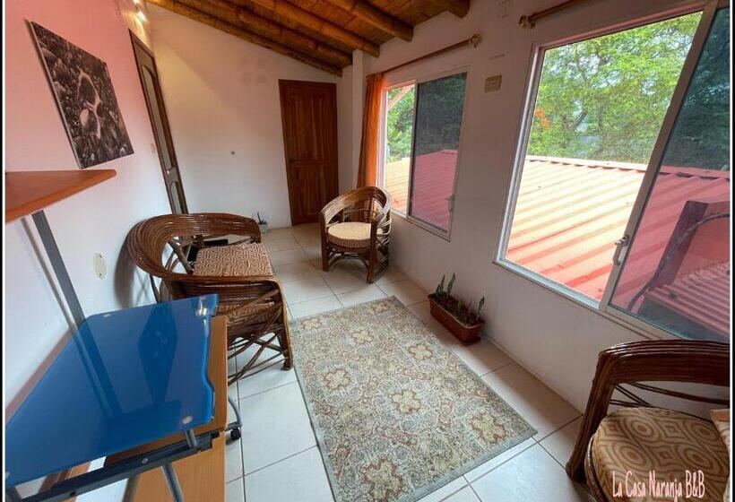 La Casa Naranja Bed And Breakfast