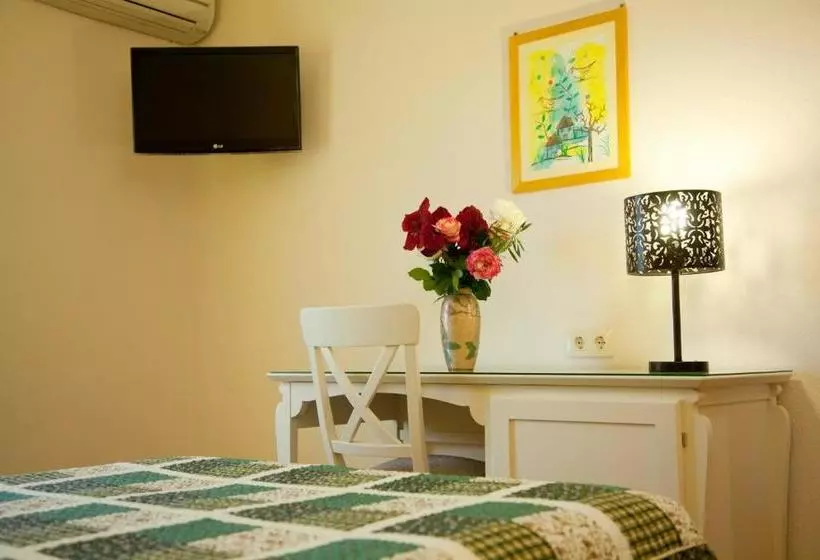 Hostal Los Pinos