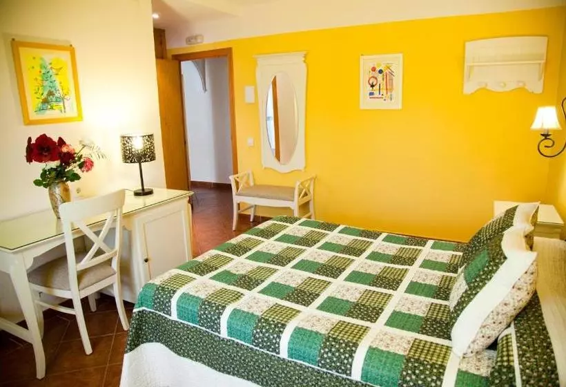 Hostal Los Pinos