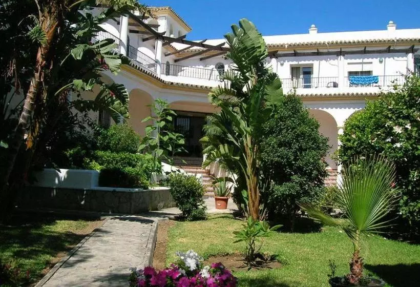 Hostal Los Pinos
