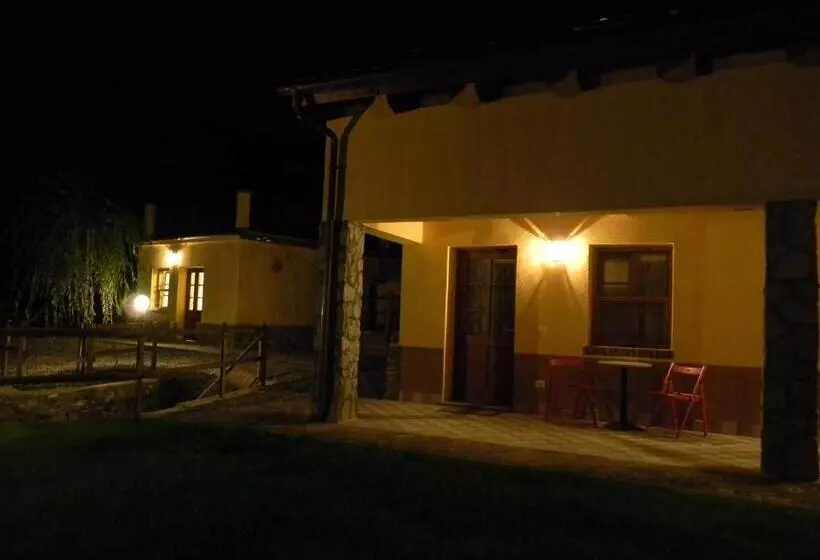 ホテル Agriturismo Rio Castello