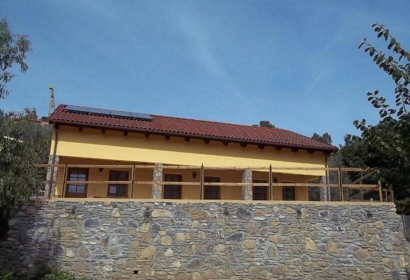 בית מלון כפרי Agriturismo Rio Castello