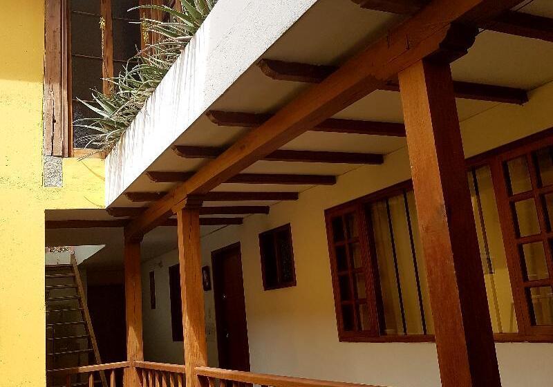 Hotel Apartaestudios La Candelaria