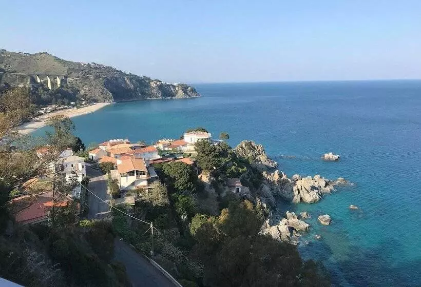 ホテル Baia Dell'est
