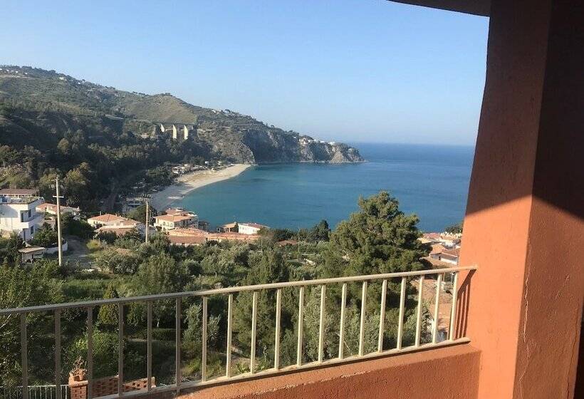 Отель Baia Dell'est