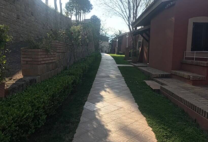 Отель Baia Dell'est