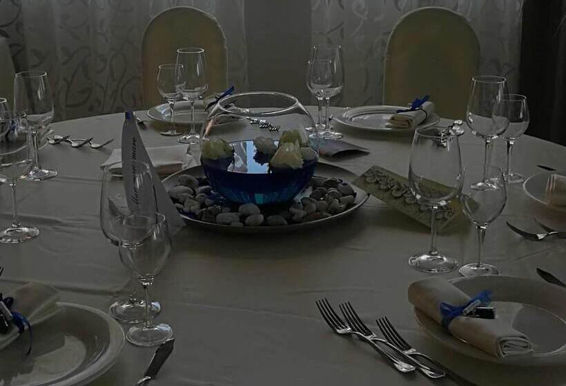 Отель Baia Dell'est