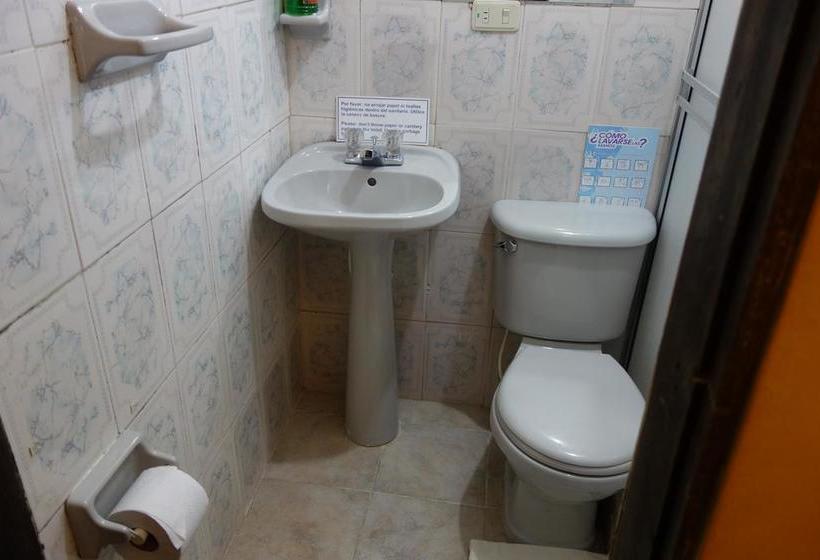 בית מלון כפרי Casa Bellavista Hostel