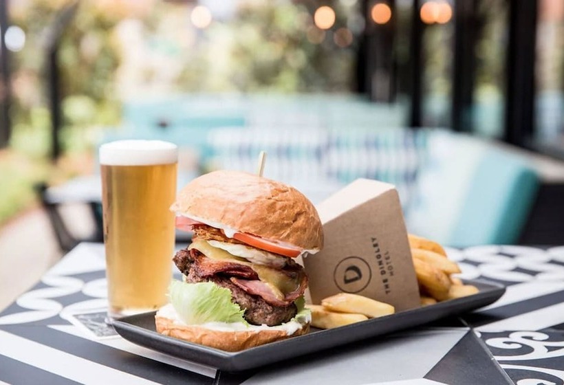 בית מלון כפרי The Dingley