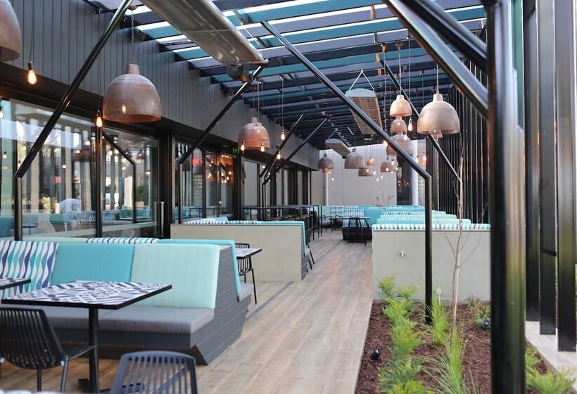 בית מלון כפרי The Dingley