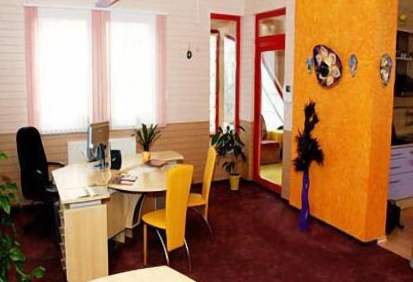 هتل Guest House Lt