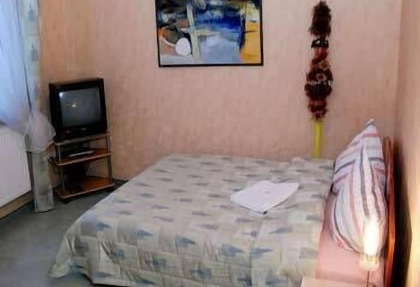 هتل Guest House Lt