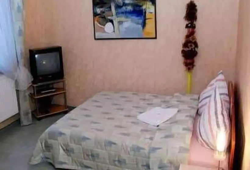هتل Guest House Lt