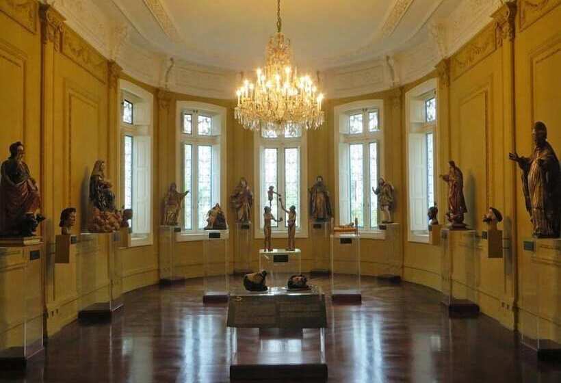 فندق Hostal Jovita