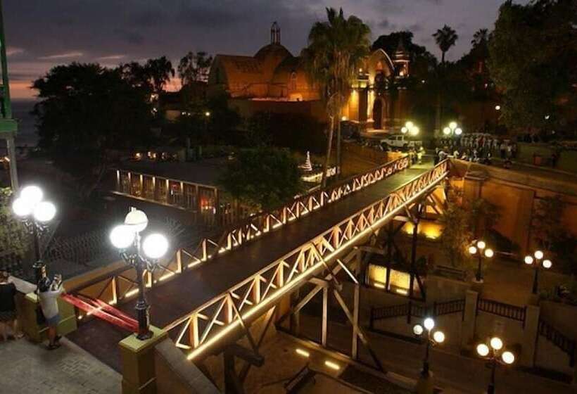 فندق Hostal Jovita