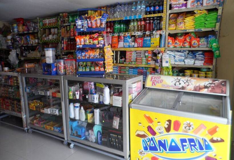 فندق Hostal Jovita