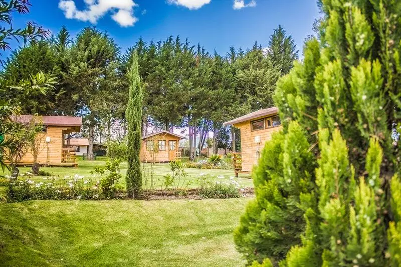 هتل Hosteria Airport Garden