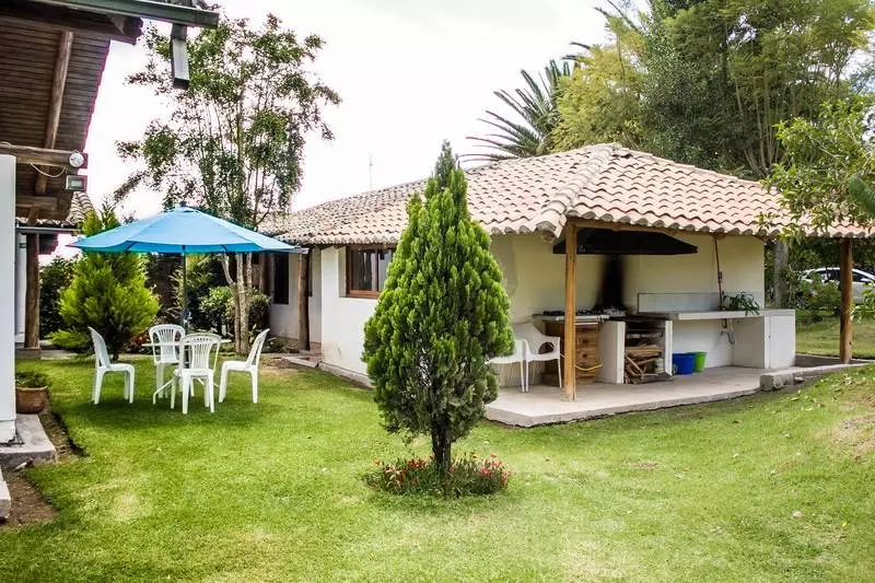 هتل Hosteria Airport Garden