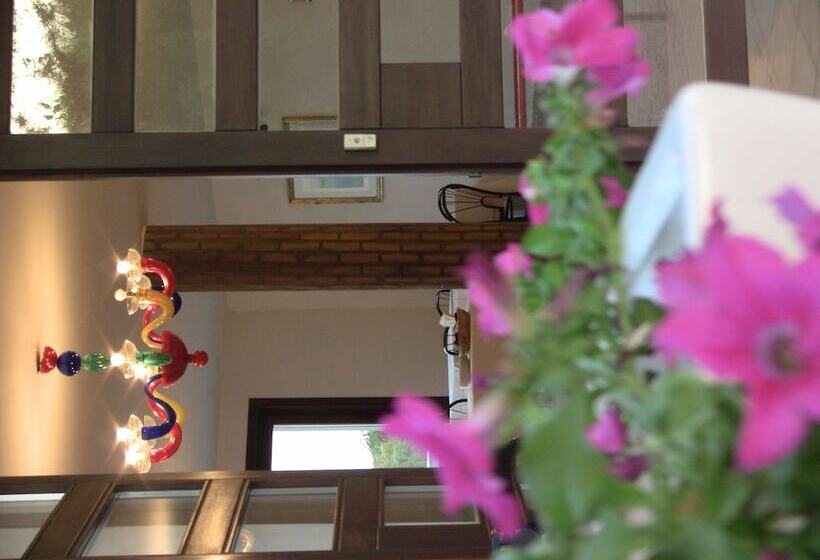 Отель Il Corbezzolo