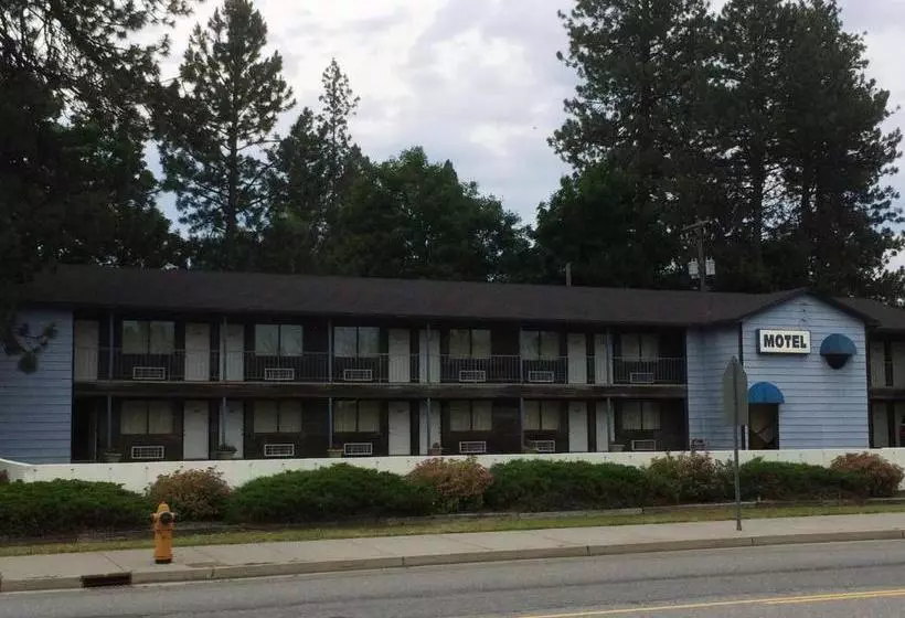 هتل Japan House Suites