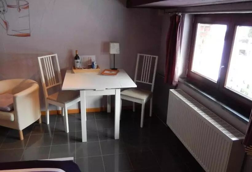هتل B&b Le  Ti  Bou De Refuge