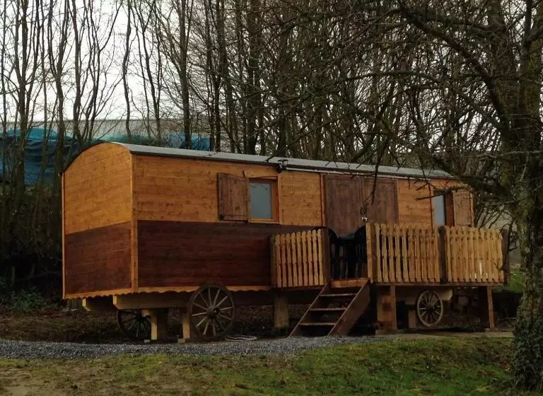 هتل B&b Le  Ti  Bou De Refuge