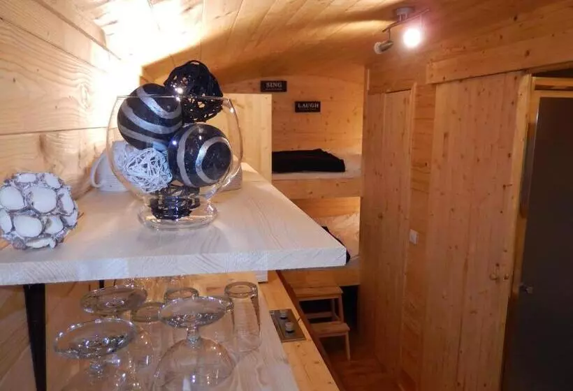 هتل B&b Le  Ti  Bou De Refuge