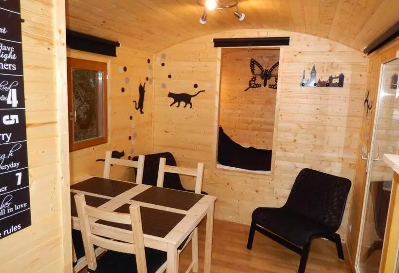 هتل B&b Le  Ti  Bou De Refuge