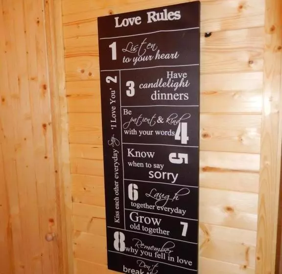 هتل B&b Le  Ti  Bou De Refuge