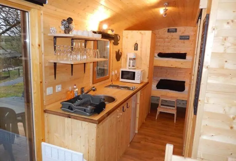 هتل B&b Le  Ti  Bou De Refuge