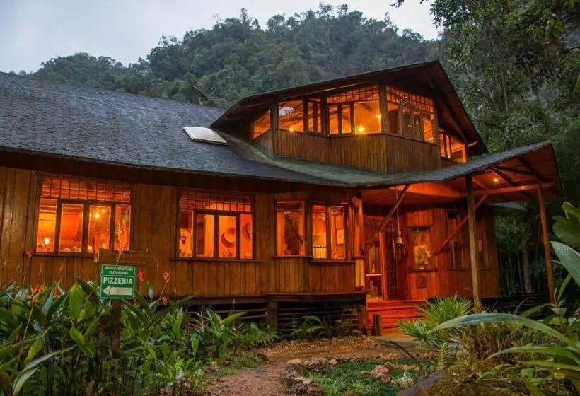ホテル Mindo Garden Lodge And Wildlife Reserve