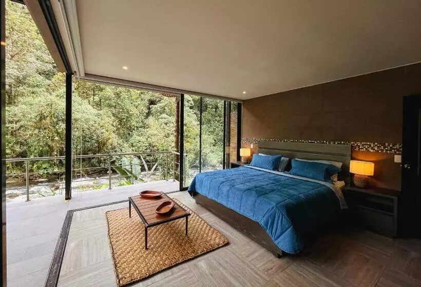 ホテル Mindo Garden Lodge And Wildlife Reserve