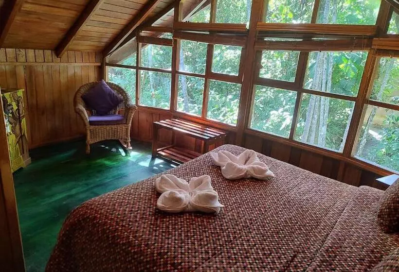 ホテル Mindo Garden Lodge And Wildlife Reserve