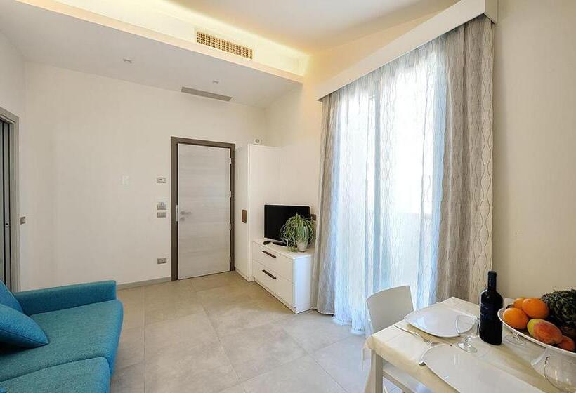 هتل & Residence Cavalluccio Marino