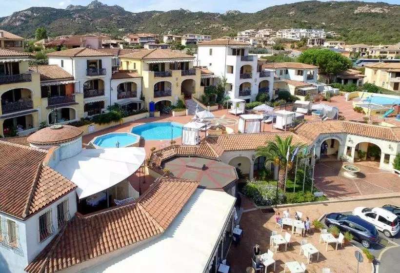 هتل Residence Riva Azzurra