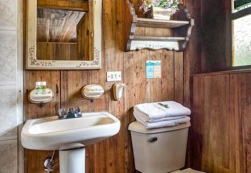 בית מלון כפרי Sachatamia Lodge