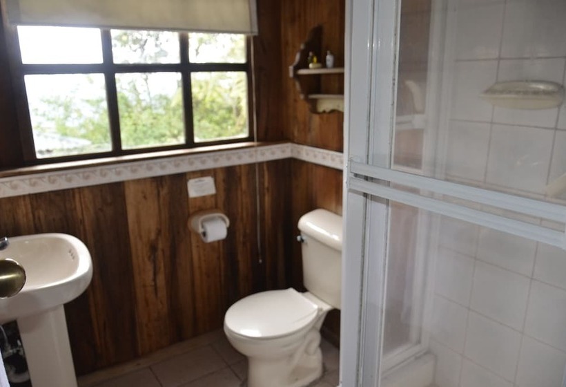 בית מלון כפרי Sachatamia Lodge