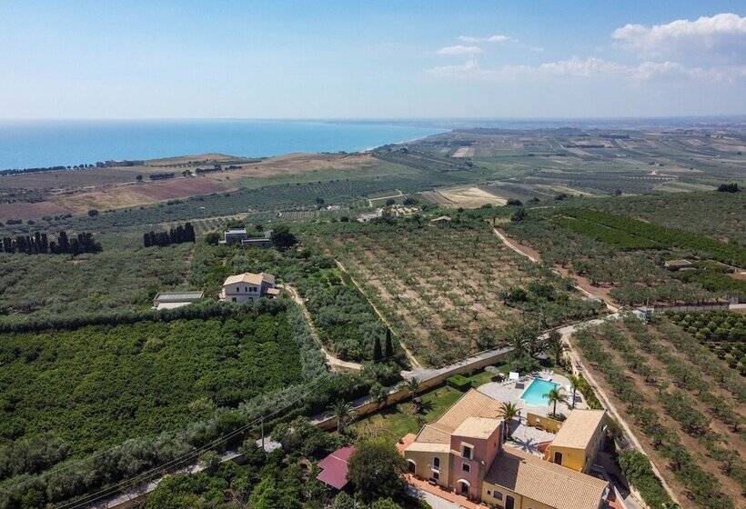 בית מלון כפרי Torre Tabia