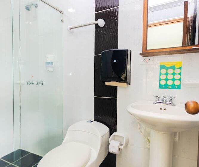 בית מלון כפרי Verony Guatape