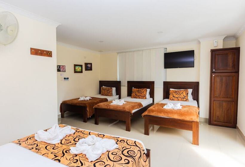 בית מלון כפרי Verony Guatape