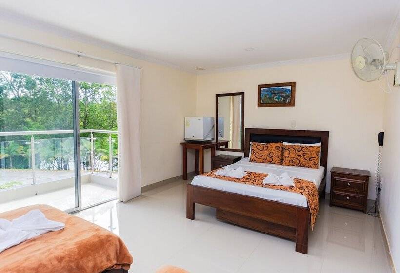 בית מלון כפרי Verony Guatape