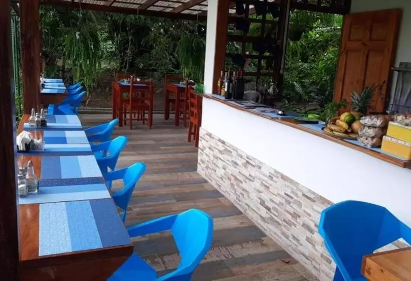 Aracari Garden Hostel