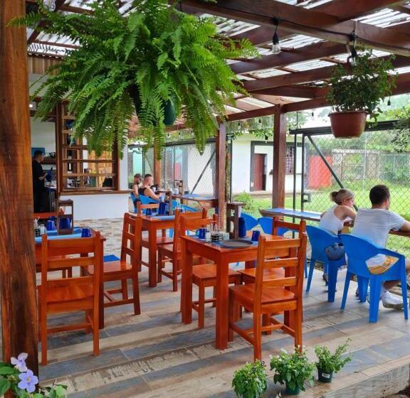 Aracari Garden Hostel