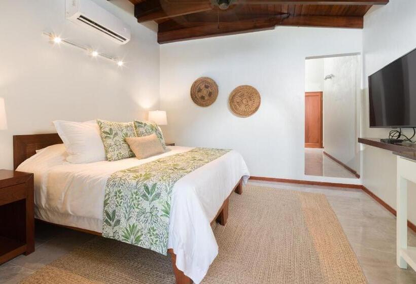 Casa Woodbine Private House On Tamarindo Beach