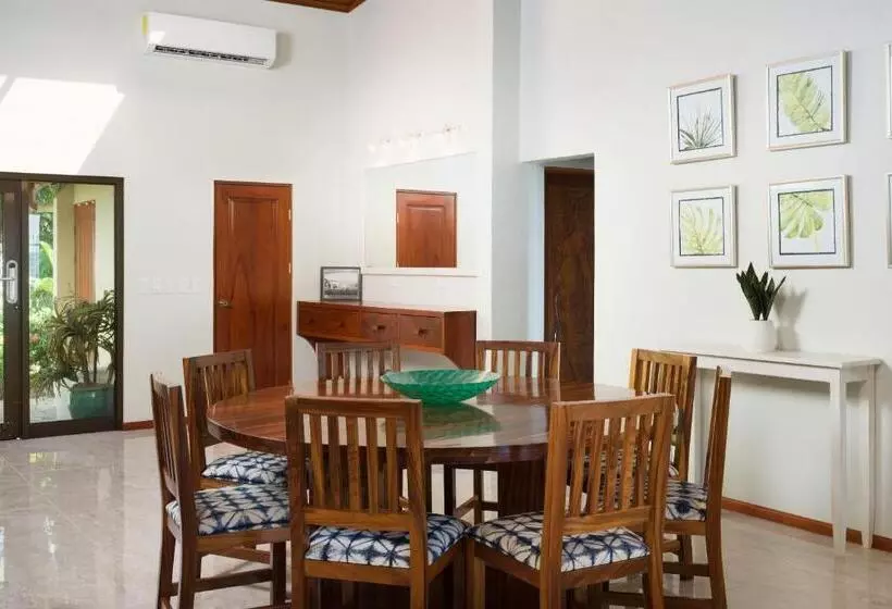 Casa Woodbine Private House On Tamarindo Beach