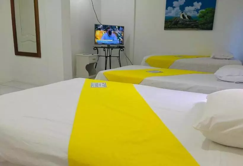 Galápagos Isabela Hotel Loja