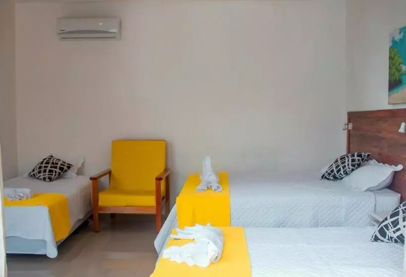 Galápagos Isabela Hotel Loja